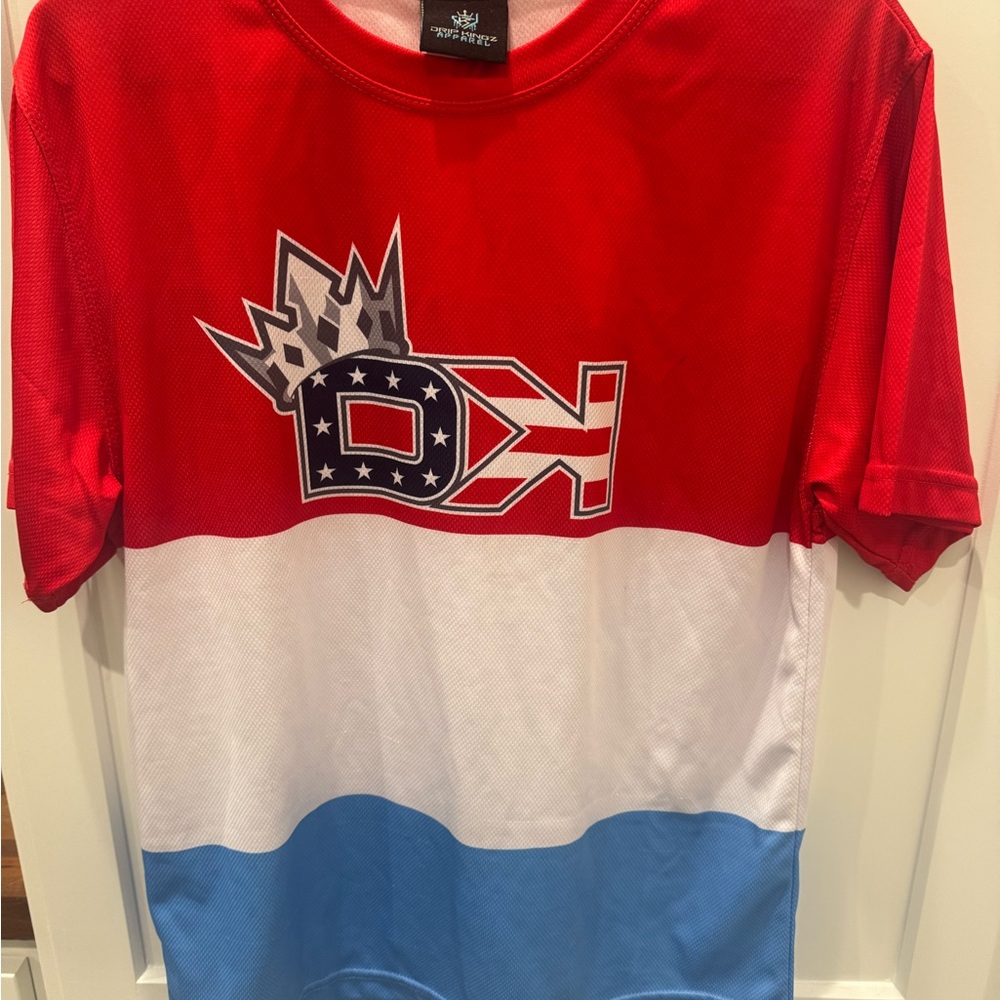 Diamond Kings boys YXL Red, White, and Blue Graphic T-Shirt